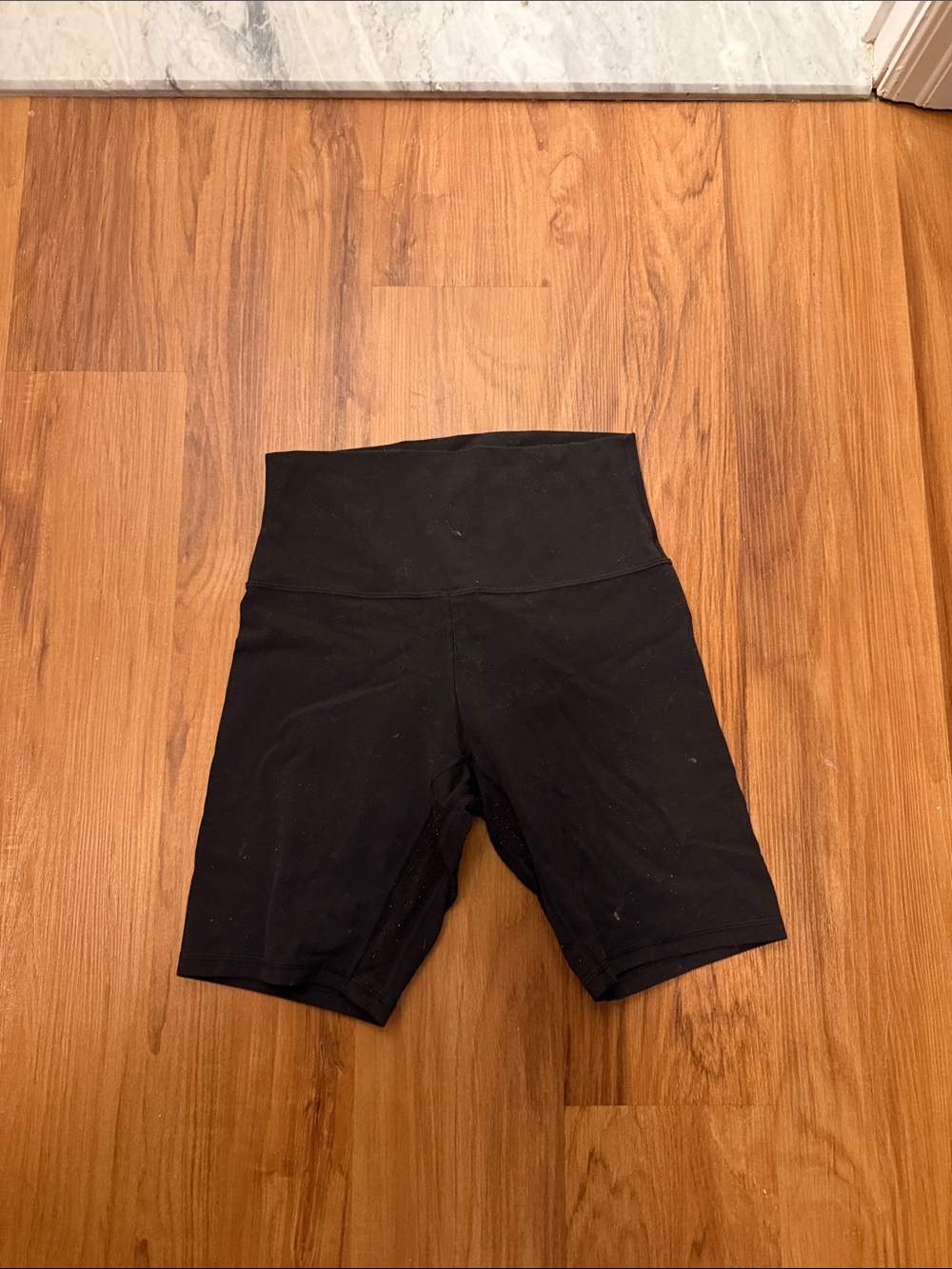WOMENS LULULEMON ALIGN BIKER SHORTS